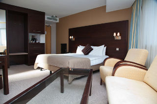 White Sands Hotel